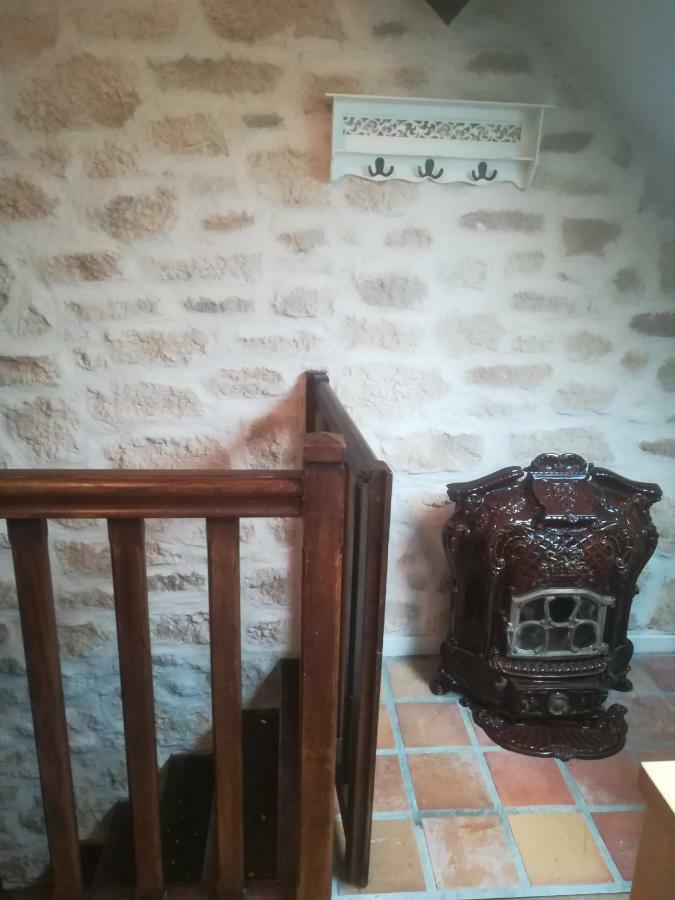 Le Charme De La Pierre Apartment Echarcon Ngoại thất bức ảnh